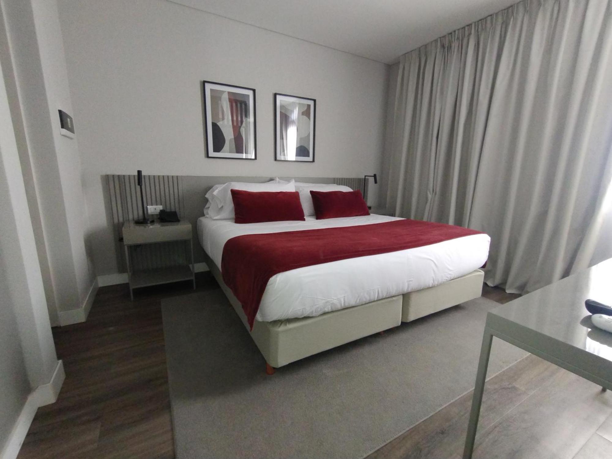 Guemes Hotel & Spa サルタ エクステリア 写真